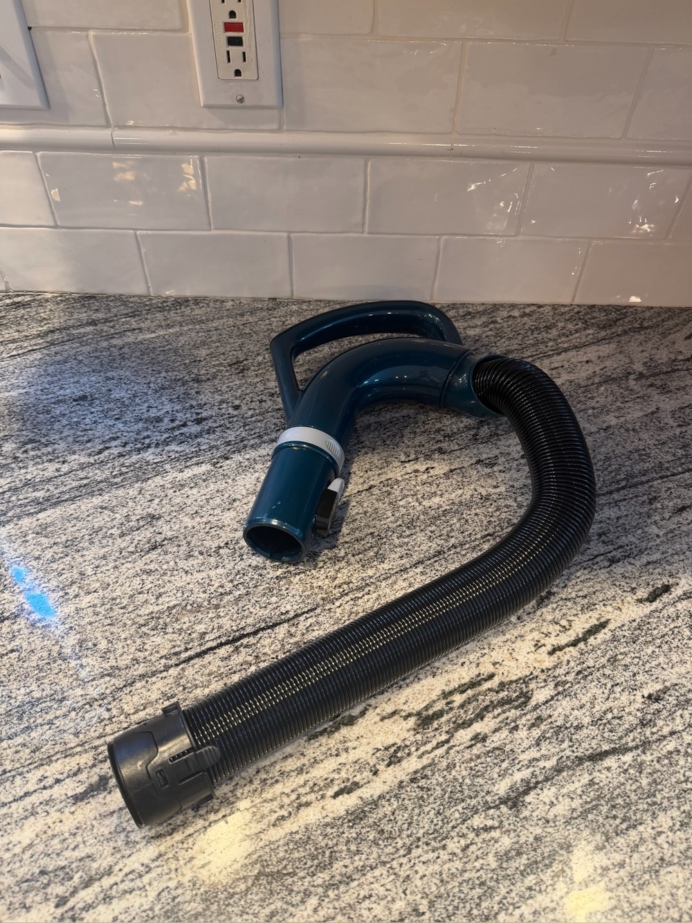 Replacement Shark Navigator Lift-Away Handle Hose Assembly CU510 CU512 Green